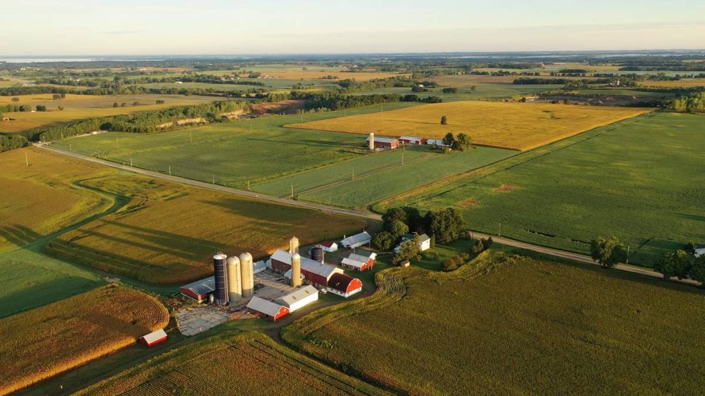 Pourquoi le polyéthylène HD s'impose-t-il dans les exploitations agricoles ?
