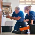 Trouver un artisan plombier à Antibes : les bons critères de choix