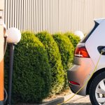 Voiture électrique : faut-il d’abord penser à votre logement ?