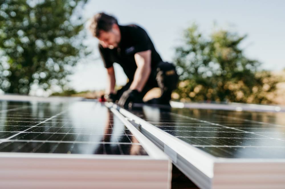 Comment profiter d'une installation photovoltaïque en Île-de